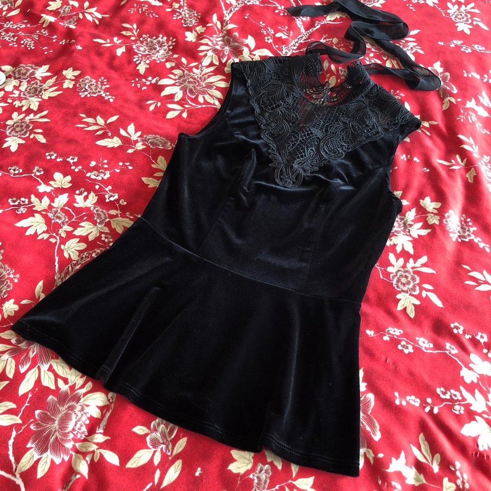 Romantic Velvet & Lace Peplum Tank with Intricate Lace Bib - Jet Black XXS - NWT
